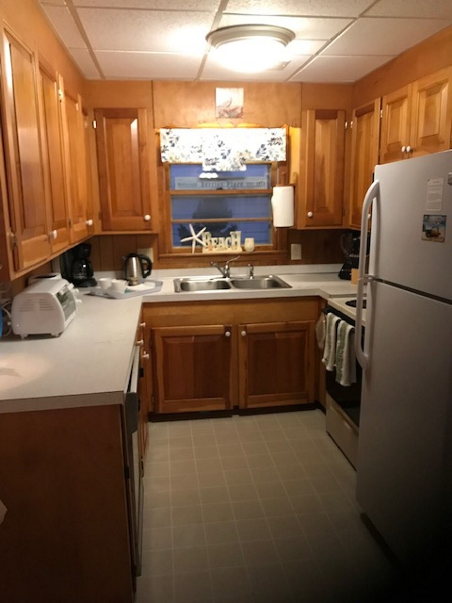 Family Beach House - Pups Welcome!