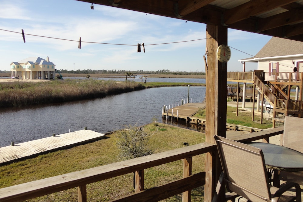 Wonderful Waterfront and Nature Views. Sunsets, Fishing, Relaxing, Nature :)