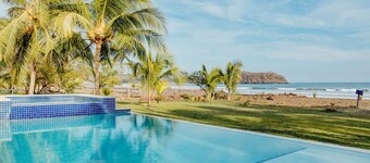 Casa Azul, suoraan playa venao, paras surffaus Panamassa, vuodepaikkoja 6-9 +
