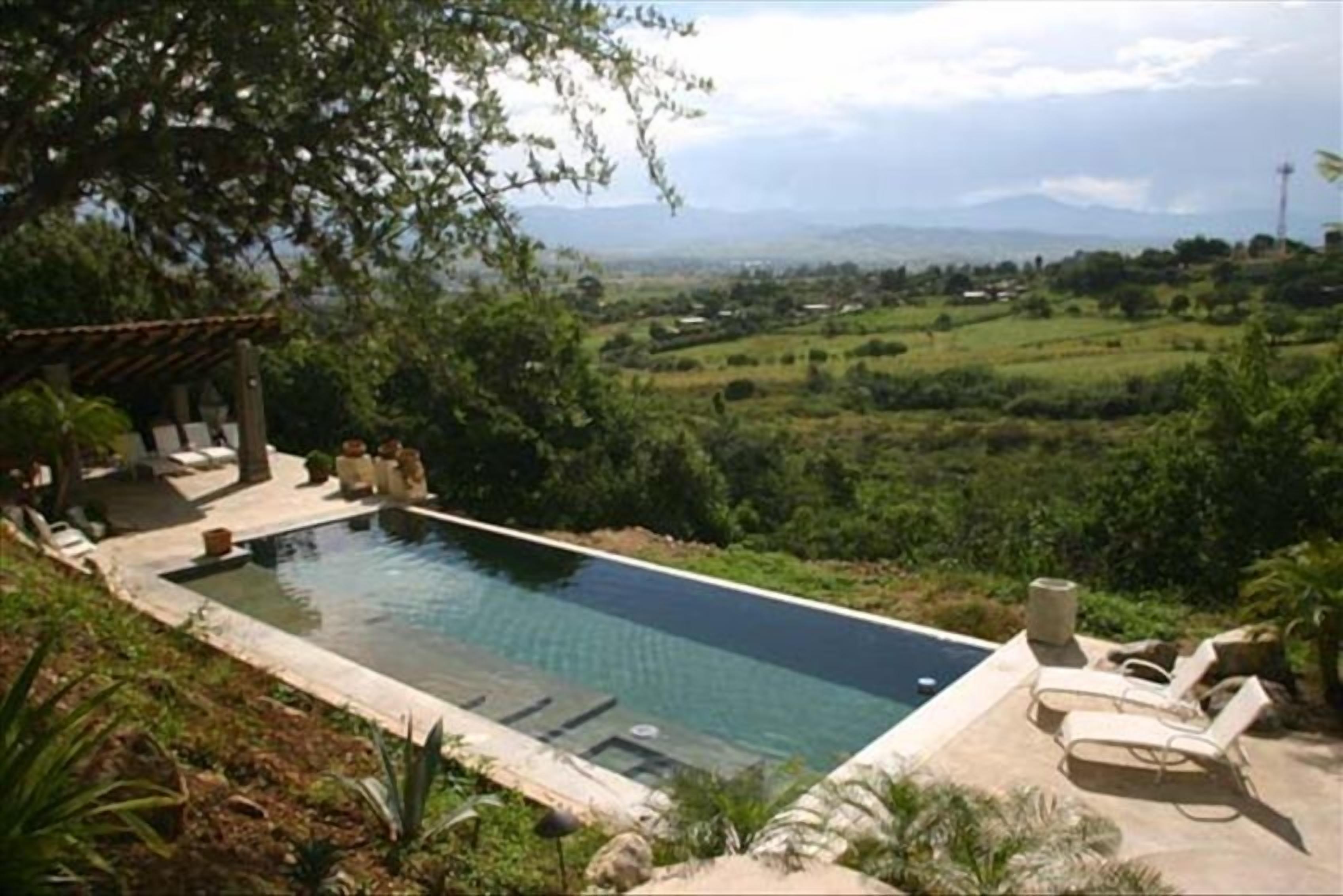Pool with the best sunsets in Oaxaca!