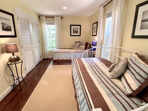 3 habitaciones, tabla de planchar con plancha y wifi