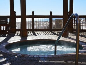 室外 SPA 浴缸