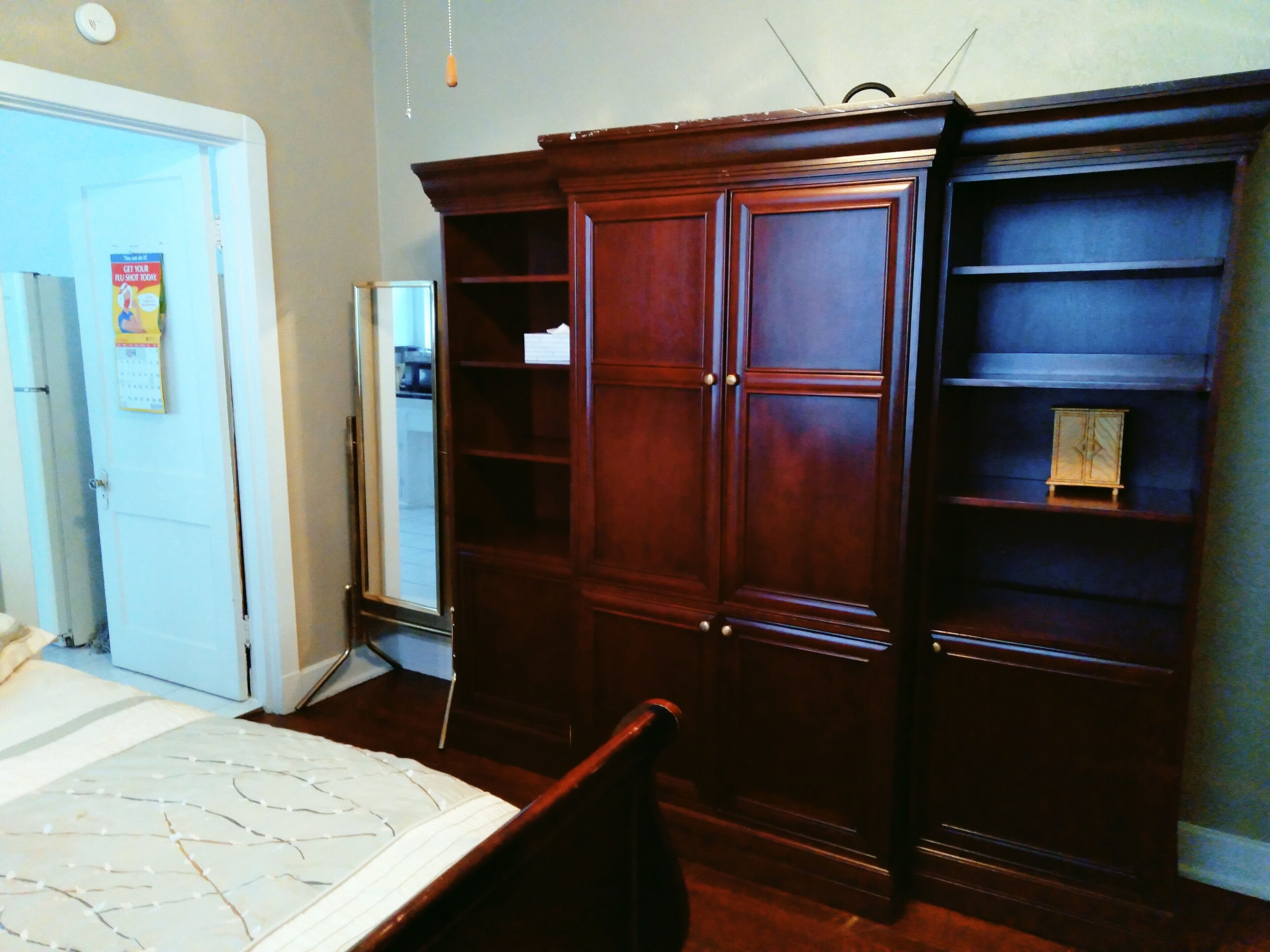 2 slaapkamers, een strijkplank/strijkijzer, gratis wifi, beddengoed