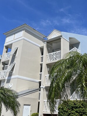 Exterior - Water and Golf Course View Ocean Club Membership heated pool wifi (Stuart)