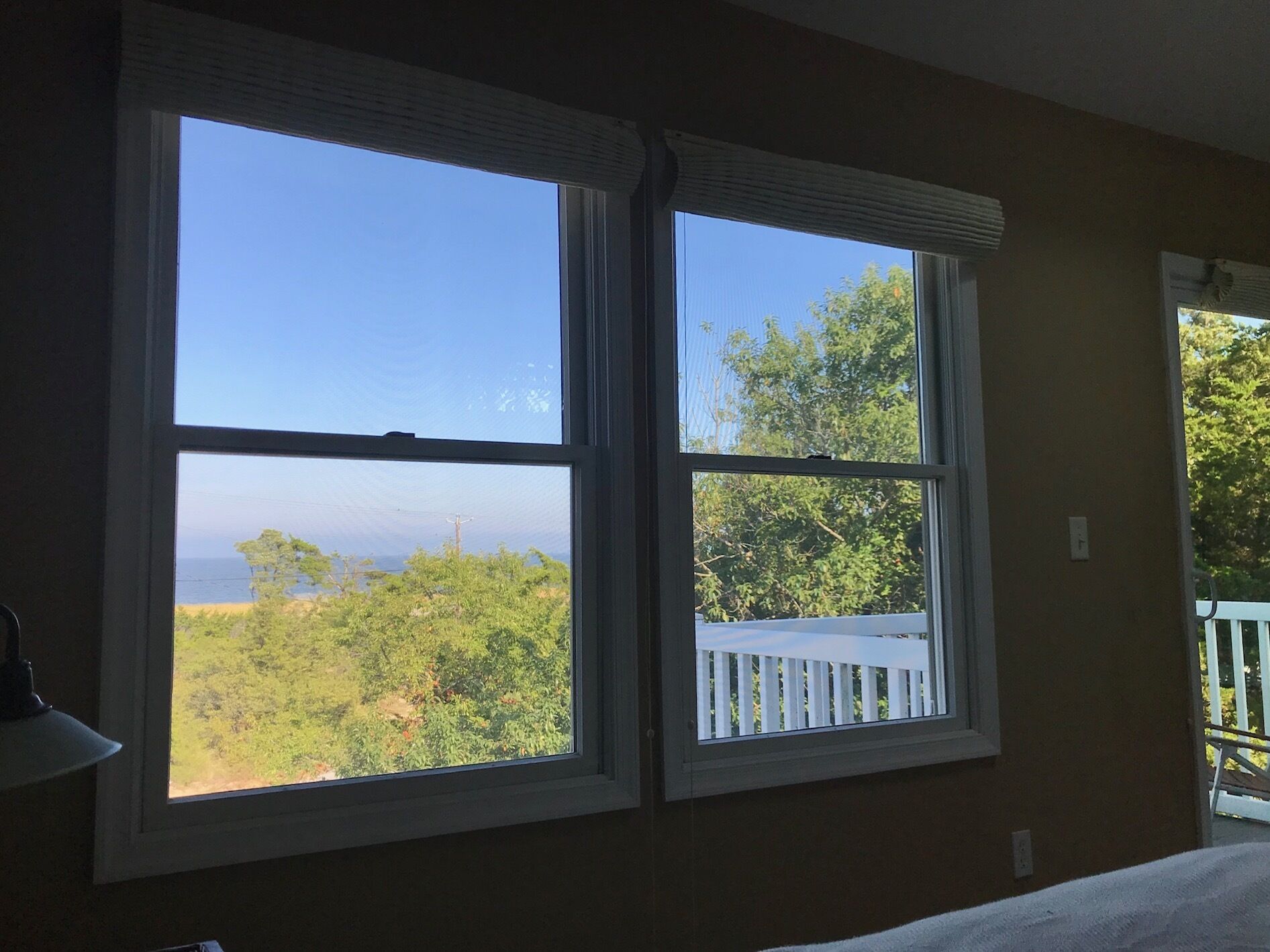 Relaxing Retreat - Steps to the Beach, Gorgeous Views & Private Dock