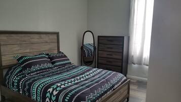 3 Schlafzimmer, Bügeleisen/Bügelbrett, kostenloses WLAN, Bettwäsche