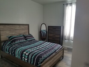 3 Schlafzimmer, Bügeleisen/Bügelbrett, kostenloses WLAN, Bettwäsche