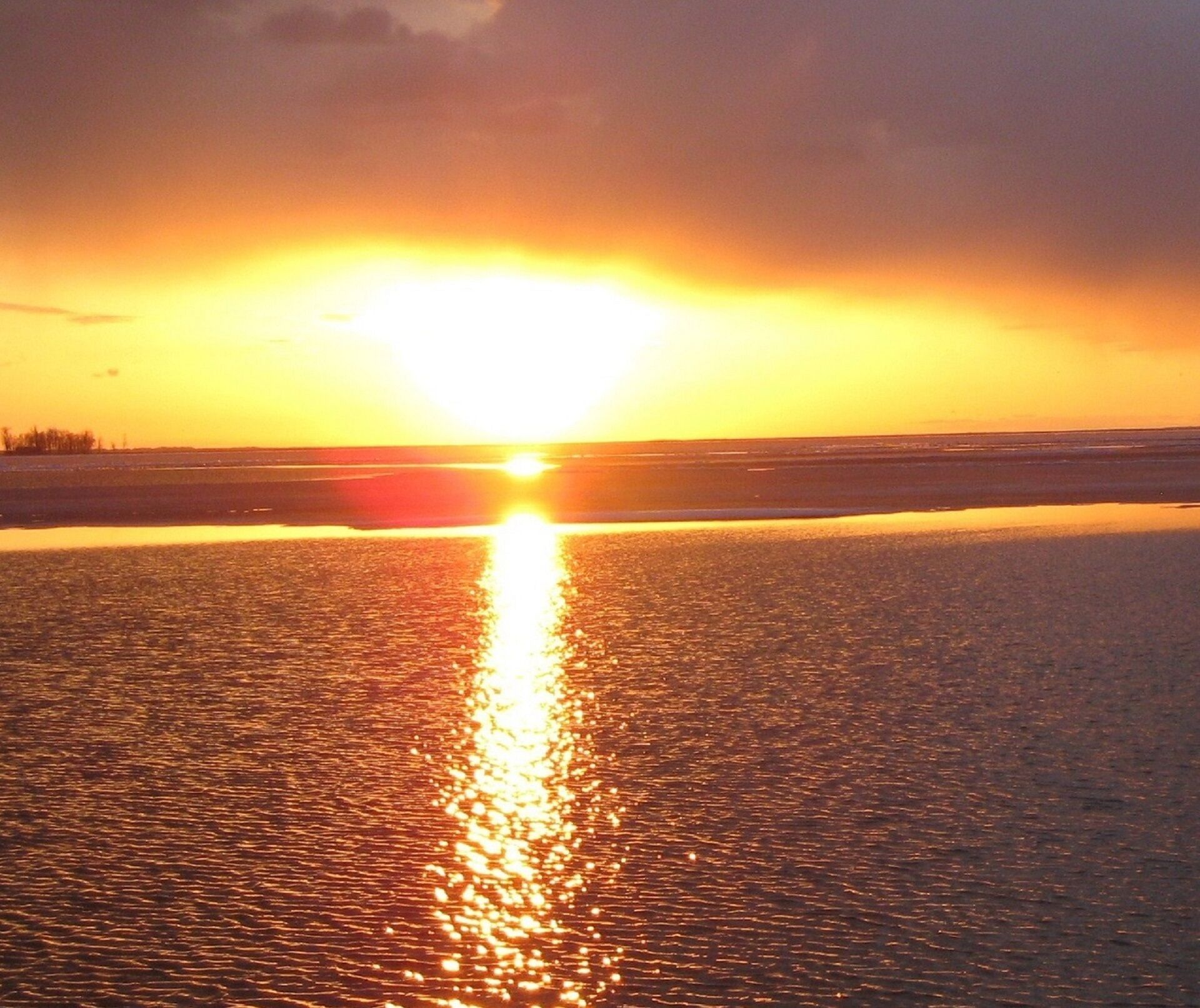 Sunsets and Relaxation on Oneida Lake:  Water, Lake front and Pet Friendly!