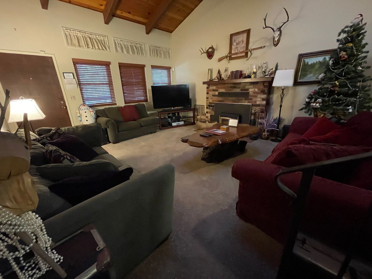 Relaxing, Cozy Home Among The Pines Near Twain Harte.