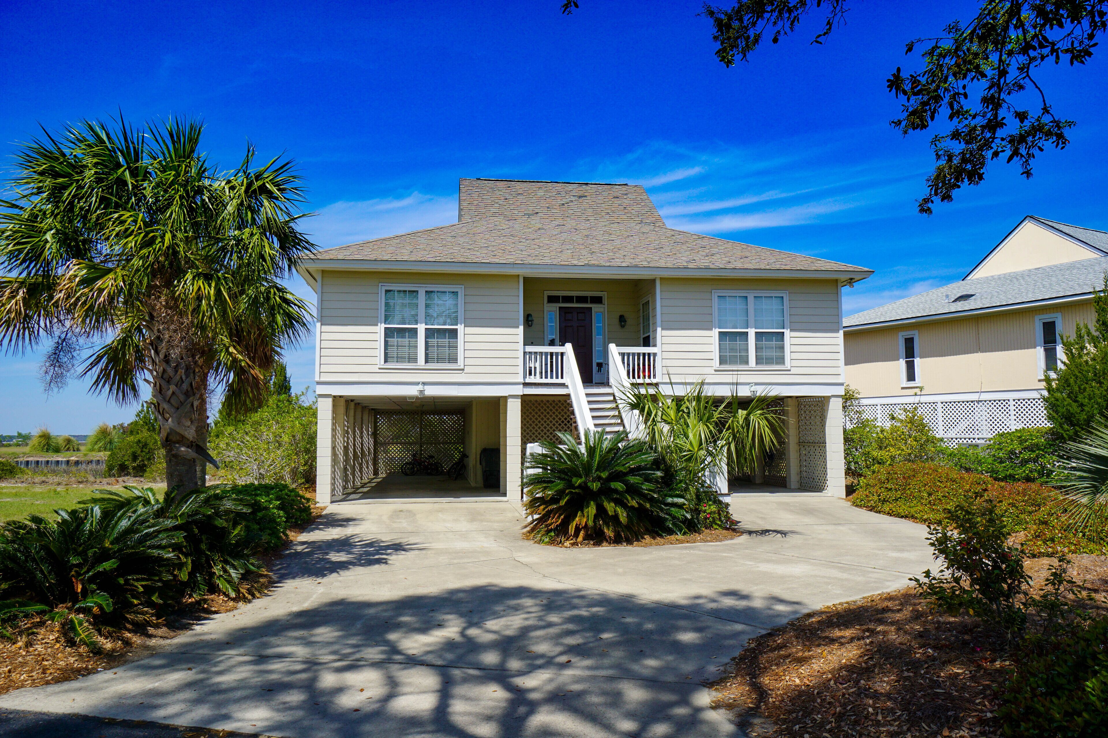 Paradise on Nautical Watch **Pool Just Steps Away**