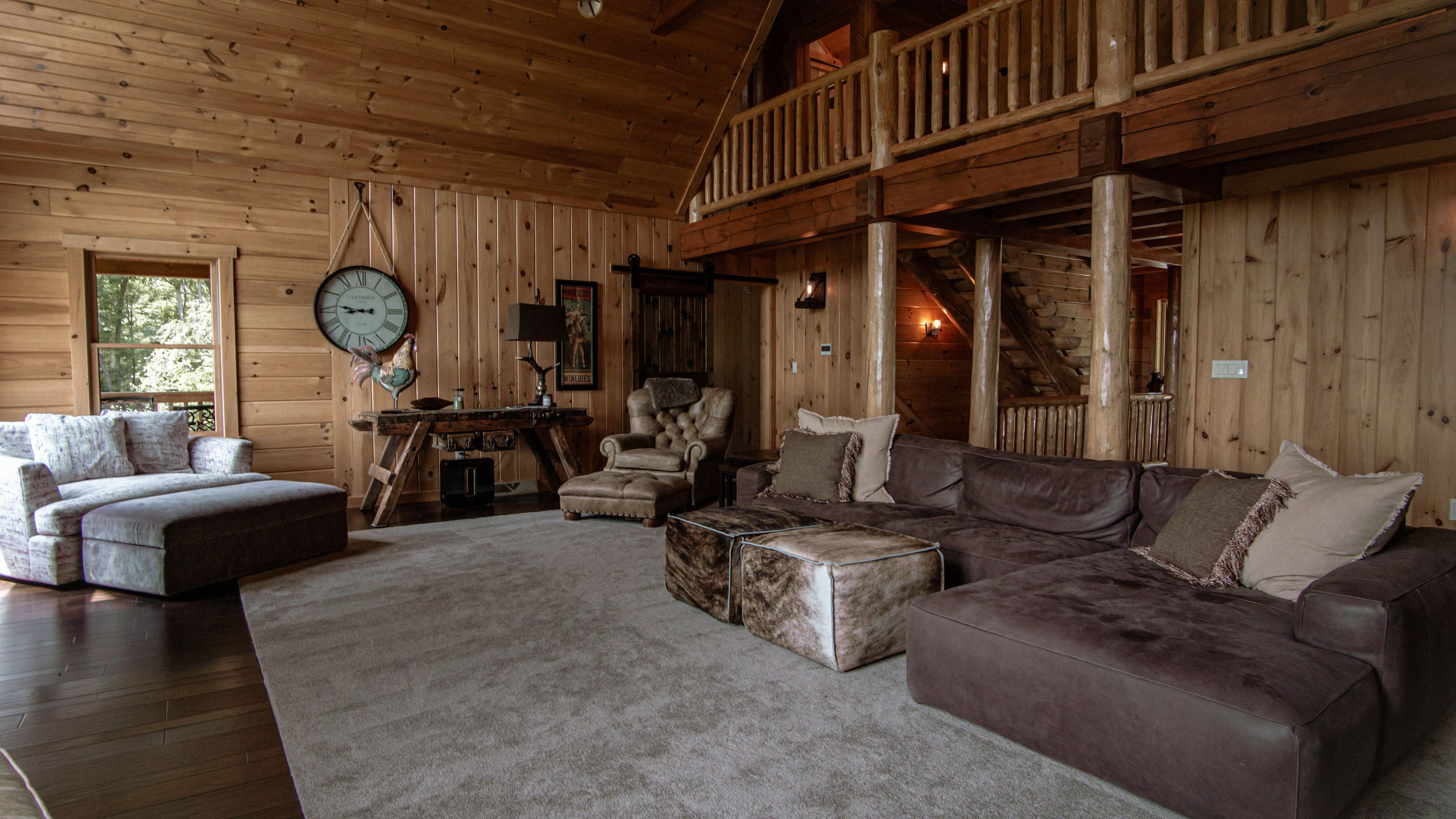 Lost Bear Cabin, Luxury Home Near Hidden Valley and 7 Springs Resorts