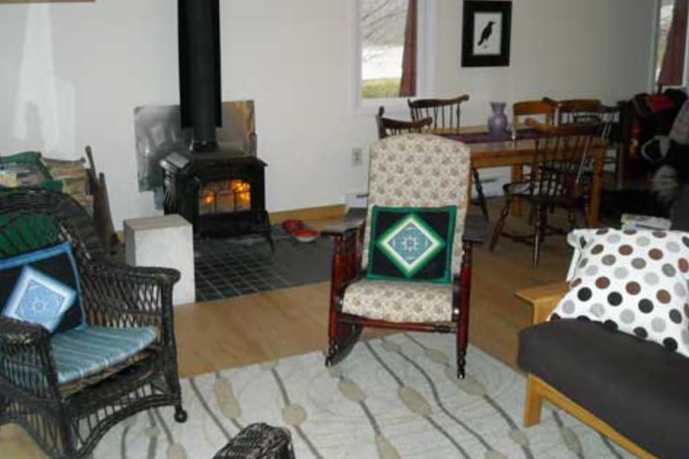 Between Killington and Okemo, Close to Farm & Wilderness Camp