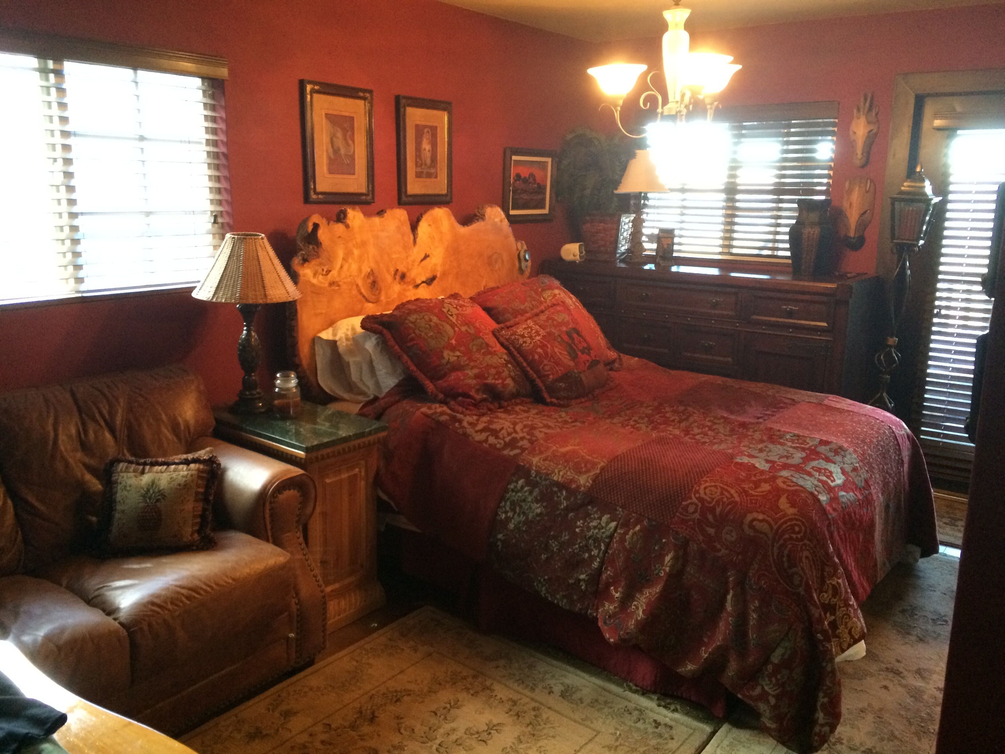 Julian 1927 Historic Cabin Retreat - 'Burgio Bungalow'