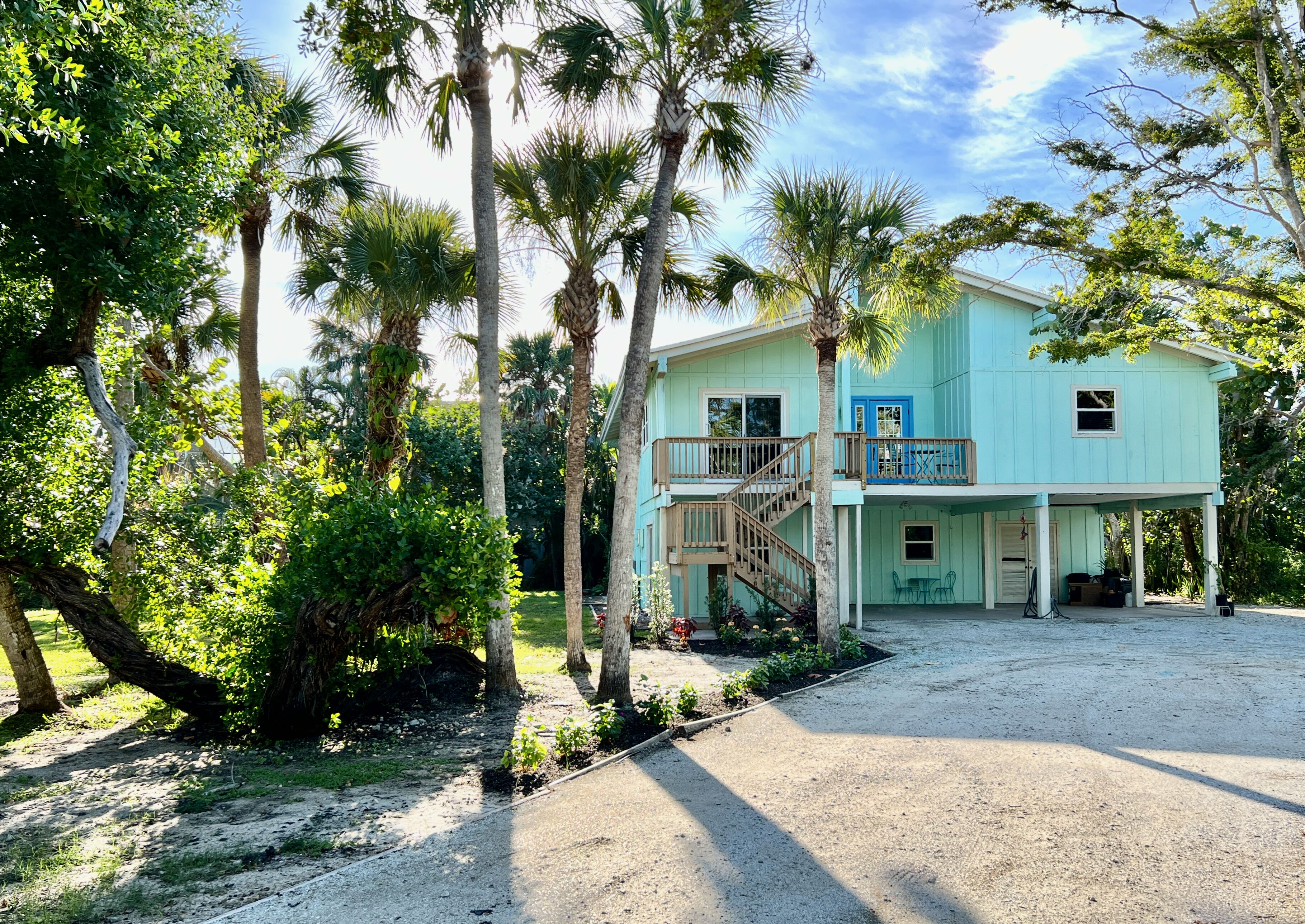 The Ultimate Beach Retreat ~ Spacious, Comfy, Gorgeous!