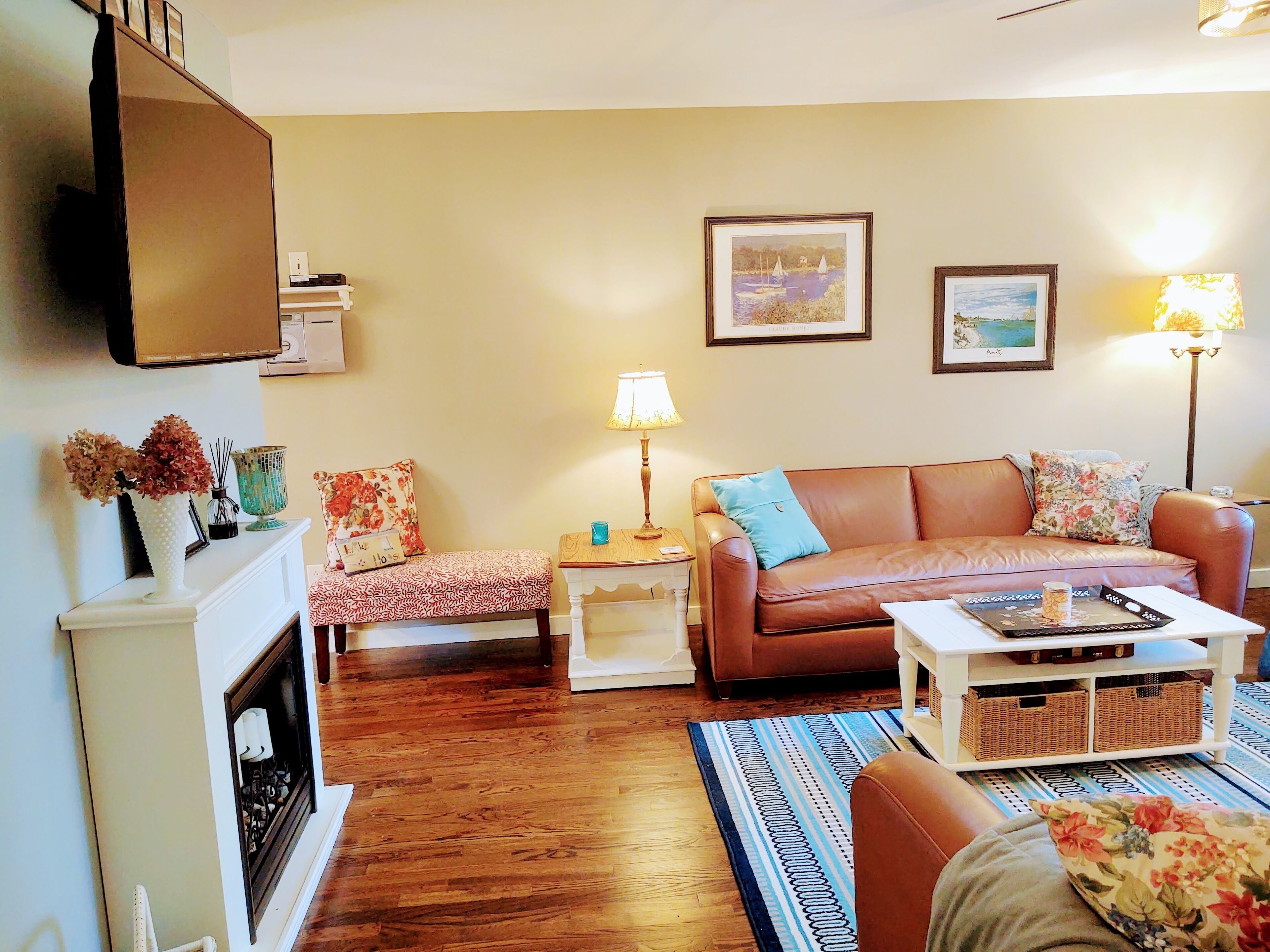 Fall Dates Open! Gorgeous Remodel*Beaches*Hiking*Restaurants*Wineries*Breweries*