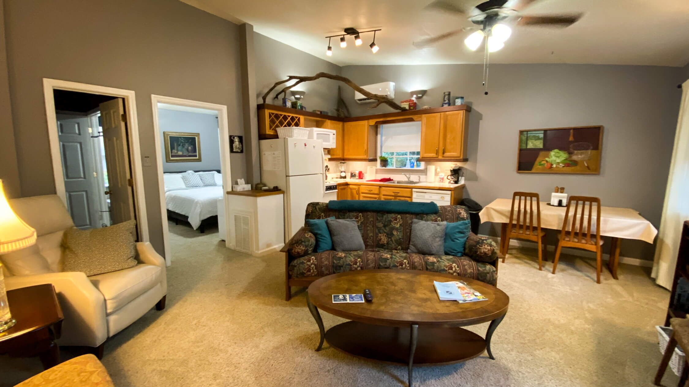 The Susannah - 1 Bd/1BA Furnished Apartment - Near Lake and Bike Trails, Mercer