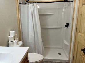 Combined shower/tub