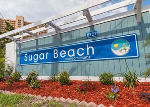 Property grounds - New Listing! BEAUTIFUL FOUR BEDROOM ON THE BEACH!  SUGAR BEACH A-10 (Panama City Beach)