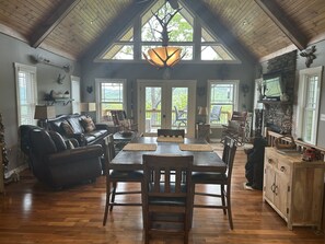 Smart TV, fireplace, DVD player, books