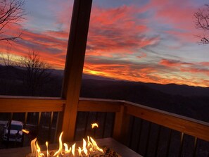 Property grounds - Incredible Mountain Views on 5 Acres (Swannanoa)