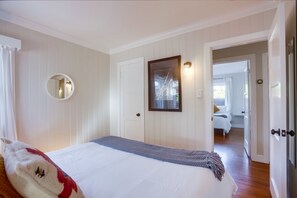 3 Schlafzimmer, Schreibtisch, Bügeleisen/Bügelbrett, kostenloses WLAN