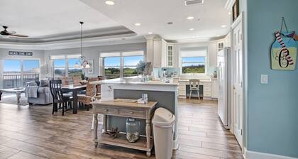 Ocean View | Penthouse- Wrap Around Balcony | 3 Minute Walk to the Beach