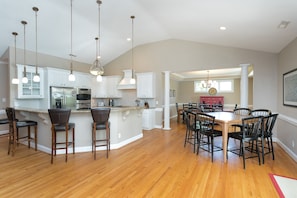 Dining - #1 ranked Lake Home in eastern US!  Free Night for balance of 2026! (Littleton)