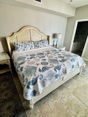 2 bedrooms, iron/ironing board, travel cot, free WiFi
