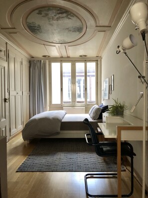 1 Schlafzimmer, Schreibtisch, Bügeleisen/Bügelbrett, kostenloses WLAN