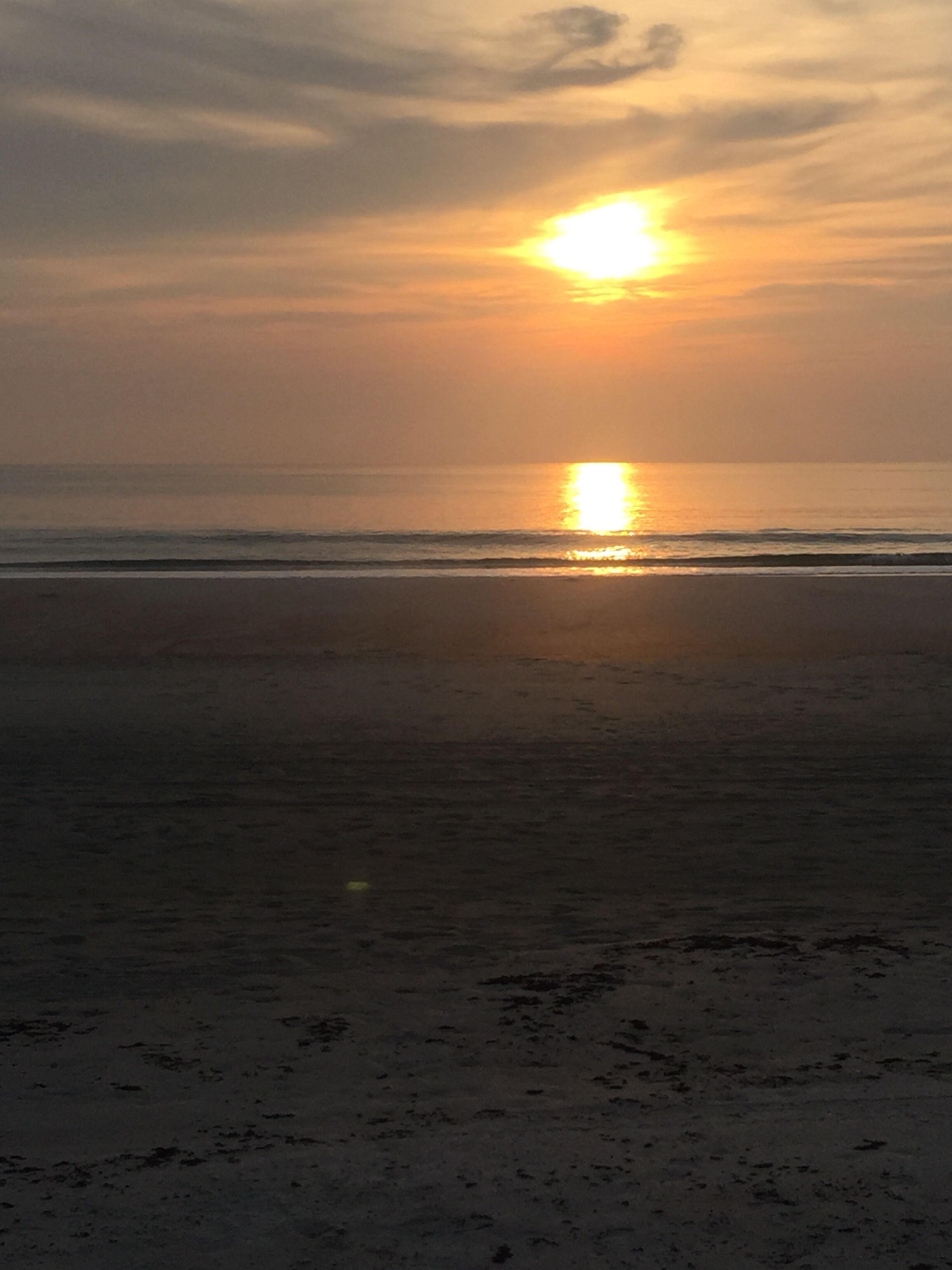 Perfect Family Vacation Spot! Pool home, across from quiet beach, 3bd 2BA