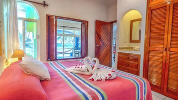 2 habitaciones, cuna de viaje, wifi y ropa de cama