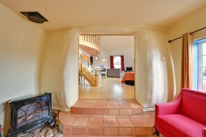 Interior - The Serene & Spacious Dome (Crestone)