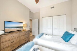 3 bedrooms, iron/ironing board, travel cot, free WiFi