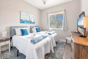 3 bedrooms, desk, iron/ironing board, travel crib