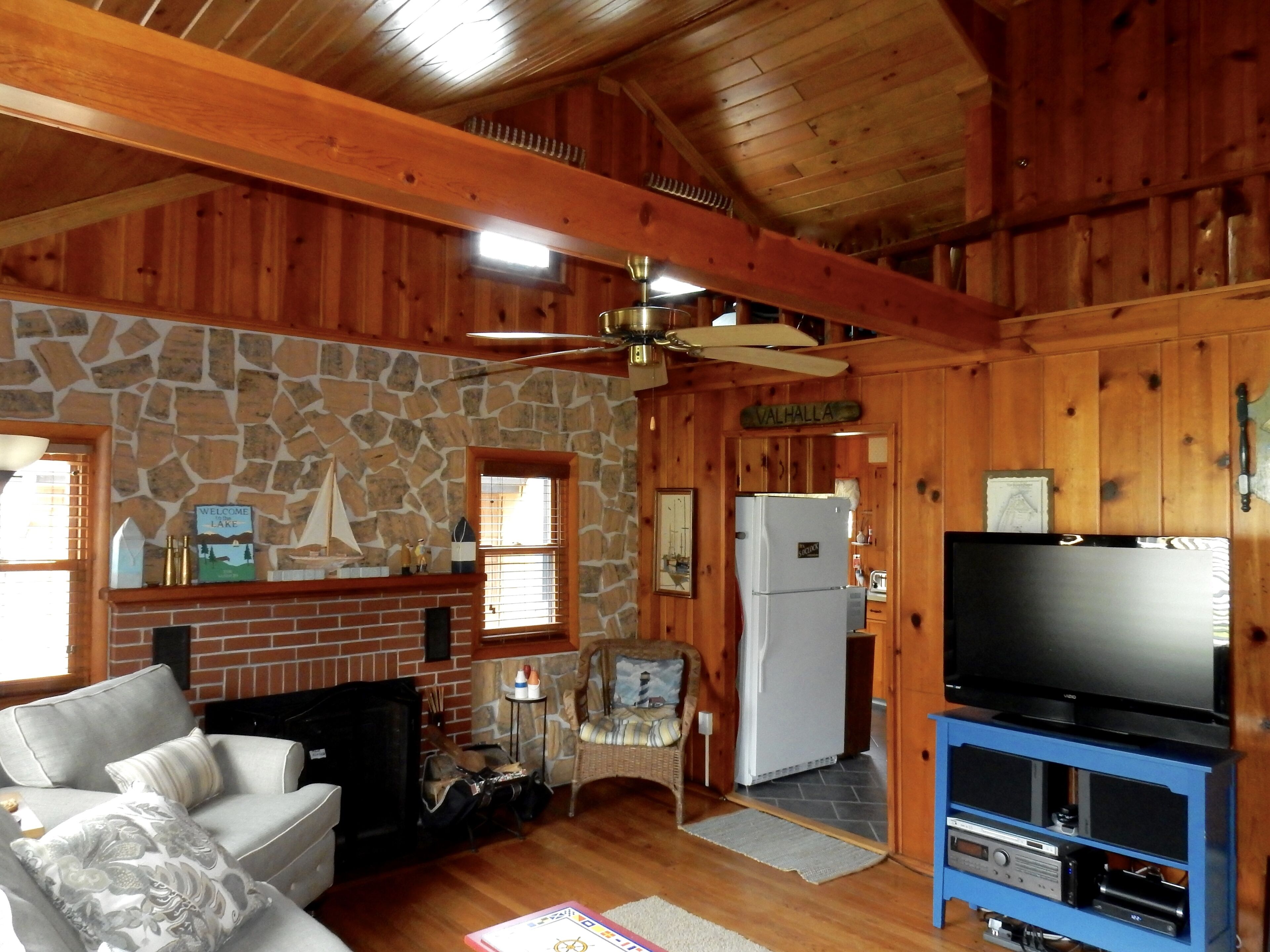 Paradise at the Point! Beautifully updated, spectacular views, steps to the lake