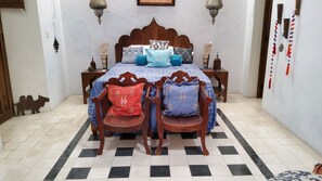 2 dormitorios, tabla de planchar con plancha, wifi gratis y ropa de cama