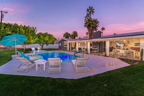 Et oppvarmet basseng