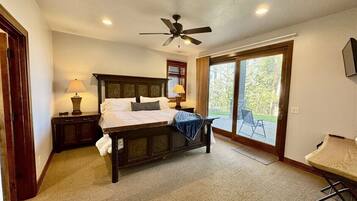 5 bedrooms, desk, free WiFi, bed sheets