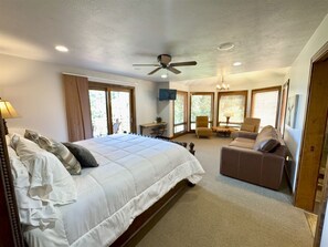 5 bedrooms, iron/ironing board, travel cot, Internet