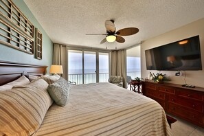 4 Schlafzimmer, Bügeleisen/Bügelbrett, Internetzugang, Bettwäsche