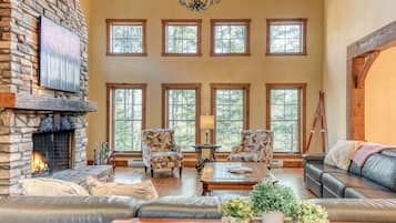 Smart TV, fireplace, DVD player, books