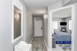 3 bedrooms, free WiFi, bed sheets, wheelchair access
