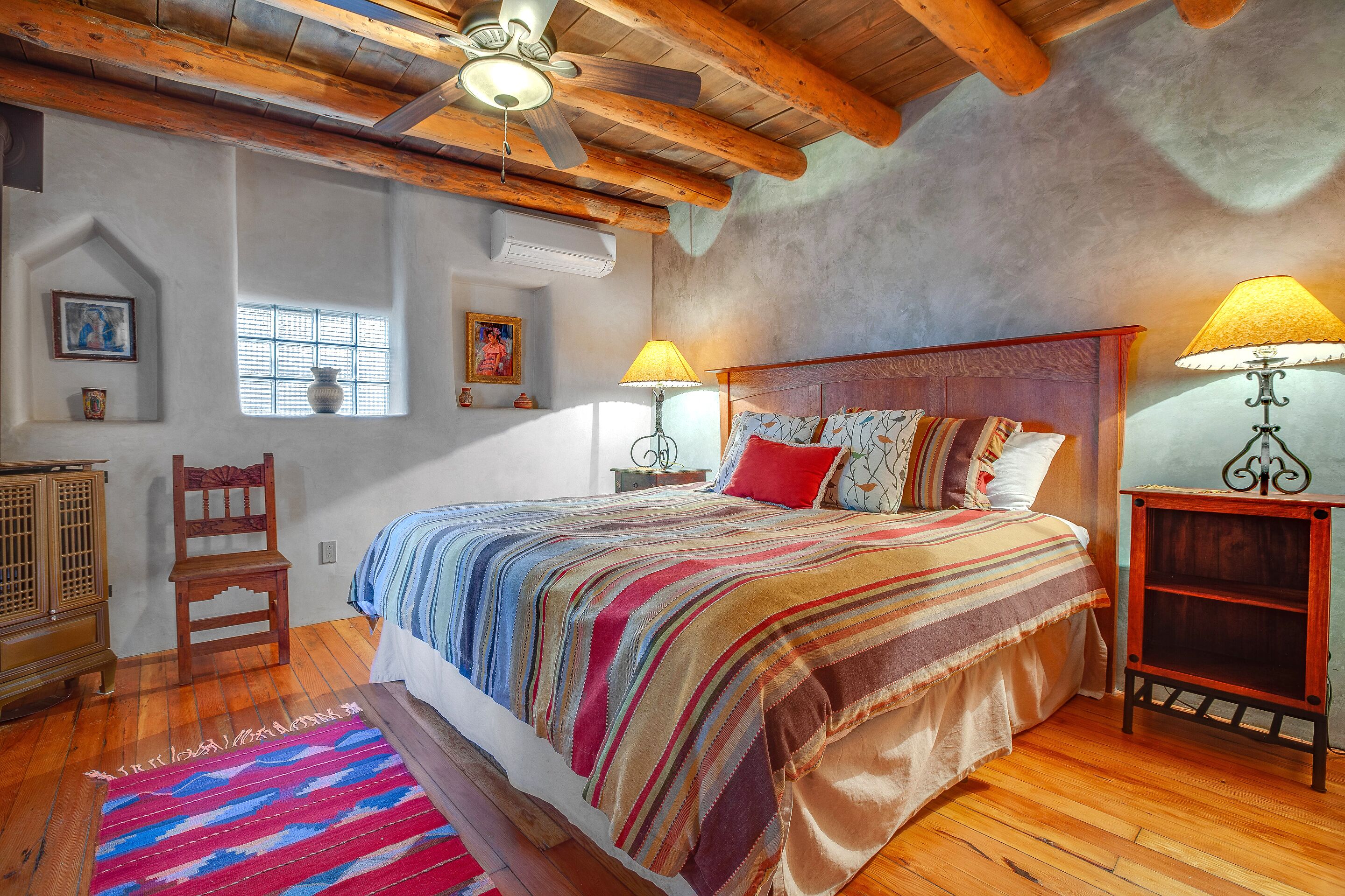 1 chambre, matelas mémoire de forme, fer et planche à repasser