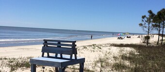 Fantastic Beach views, Great house & just steps until your feet are in the sand!