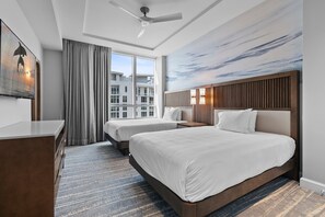 2 habitaciones, tabla de planchar con plancha, internet y ropa de cama