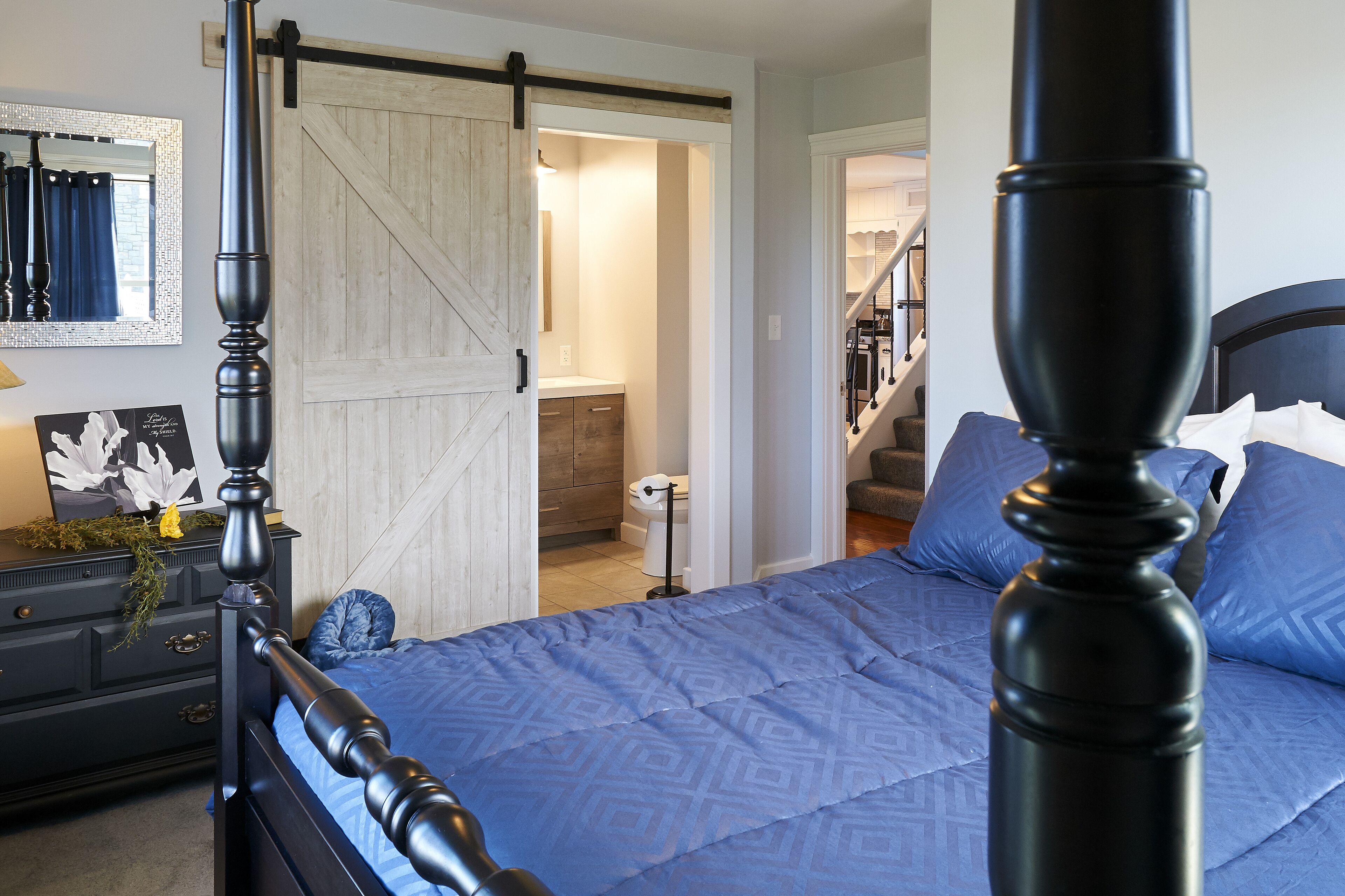 2 min. to Kitchen Kettle Village. 4 bdrm & 3 Bath! Outdoor space w/ firepit