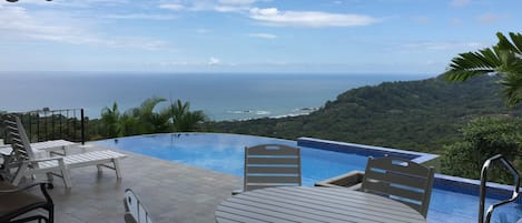 Piscina a l'aire lliure