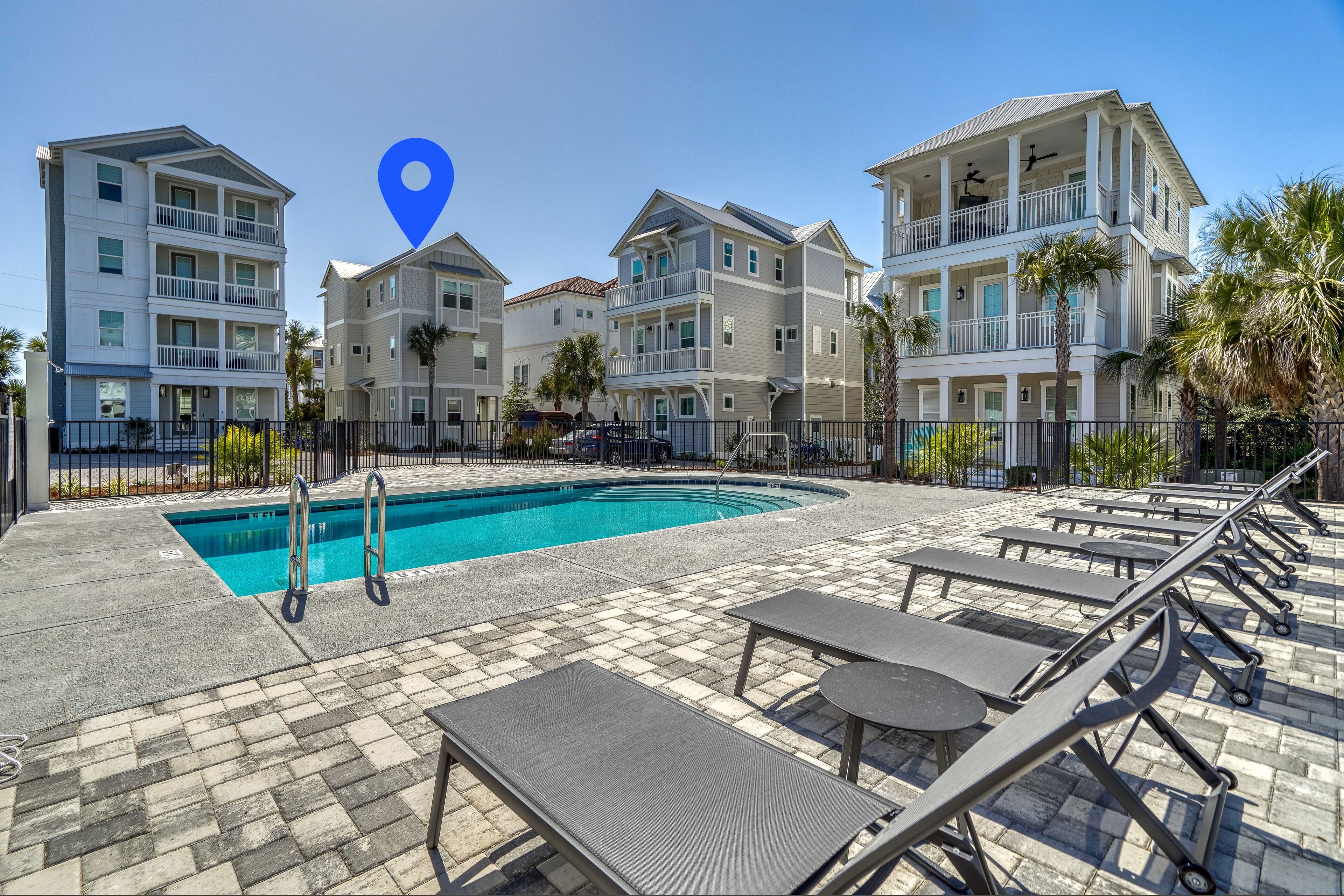 Inlet Beach Rental - Steps from Beach and Pool + Beach Chair Service + Bikes!