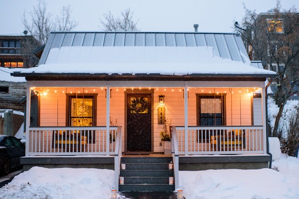 Fabulous Park City private home with awesome outdoor space for winter and summer