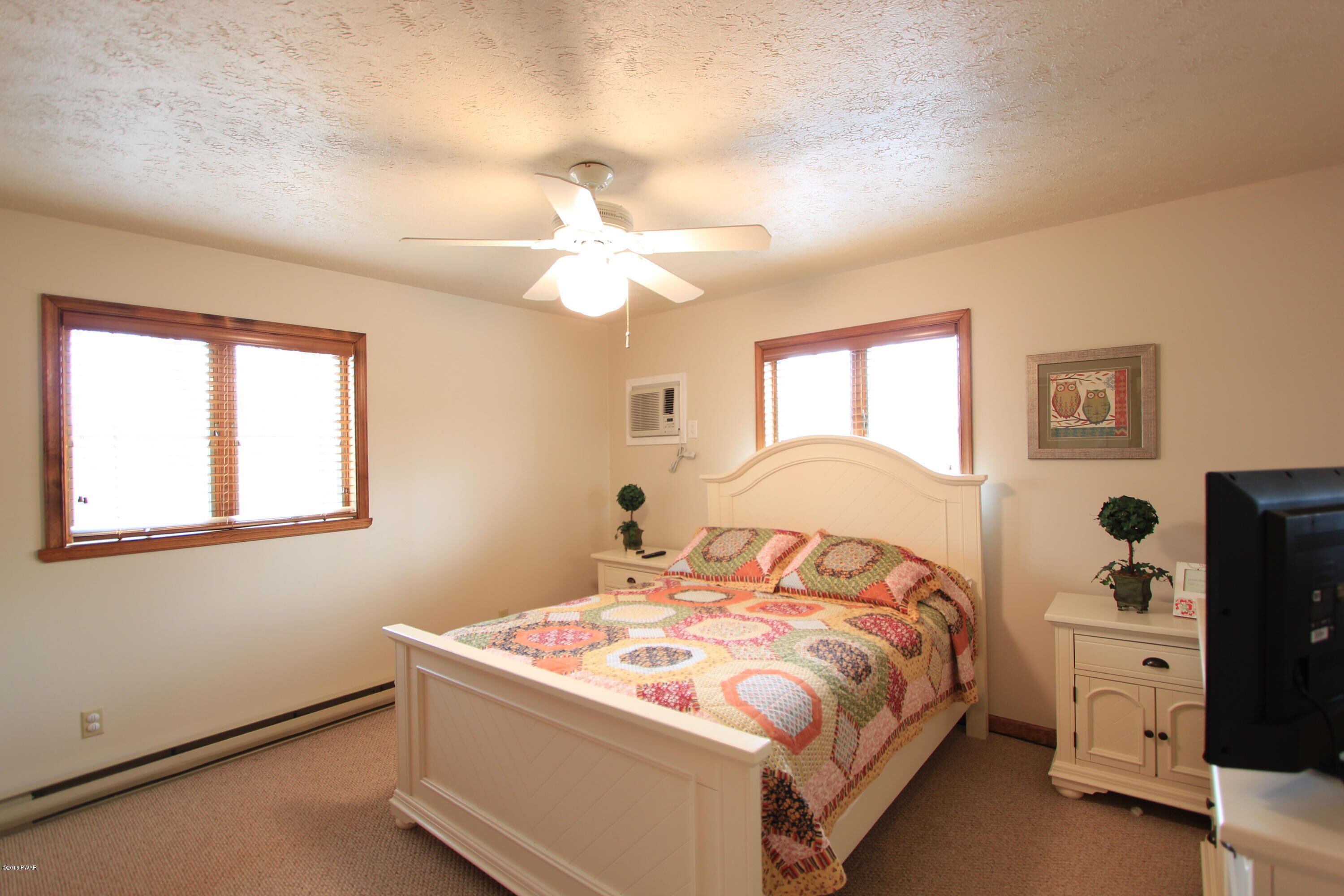 Masthope/Ski Big Bear Community in Northern Pocono Stone's Throw from Lake